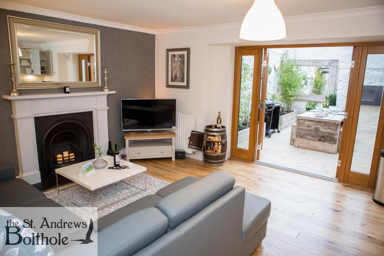 Luxury In The Convenient Location In Apartment *